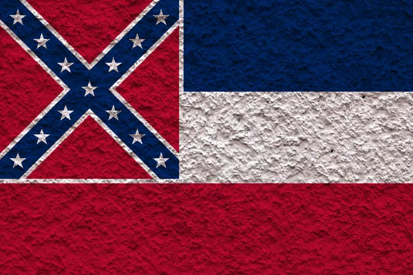 Государственный флаг штата Миссисипи против серого — стоковое фото