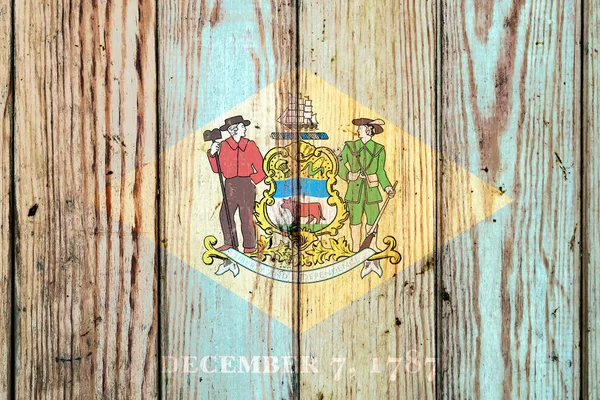 Delaware USA państwowej flagi na szarym drewnianych desek rynek — Zdjęcie stockowe