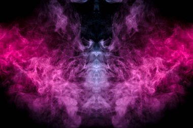 Korku i şeklinde farklı mavi, kırmızı ve pembe renklerde Duman