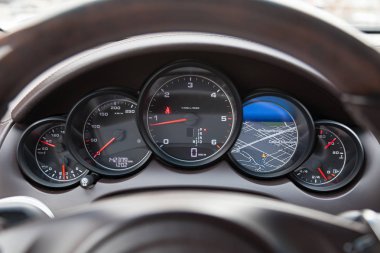 Araba yılının içi, direksiyon manzaralı., 