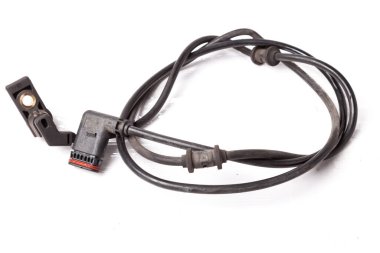 Elektronik aktif güvenlik sistemleri ve yardımcı kontrol sistemleri ile donatılmış araçların tekerlek hızı sensörü. Kilit önleyici fren sistemi (ABS) ölçüm ögesi.