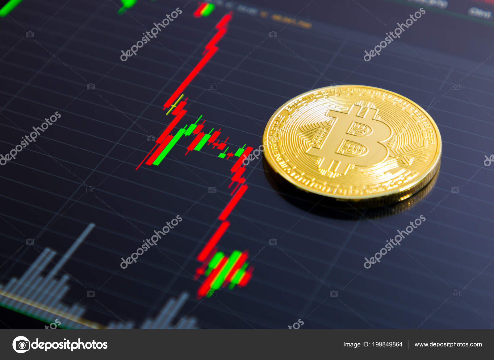 黄金比特币和平板上的股票图黑暗和模糊的概念未来市场——图库图片© bbbirdz_shop@hotmail.com #199849864