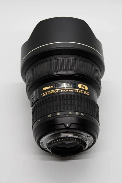 Nikon lensleri, 14-24 mm, F2.8, Romanya, 2019