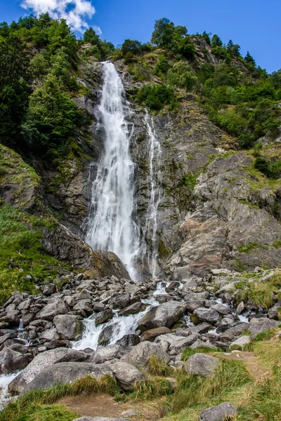 Najwyższy Wodospad Południowym Tyrolu Wodospad Parcines Wysoki — Zdjęcie stockowe