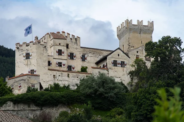 Castelo Medieval Churburg Aldeia Schluderns Vinschgau Tirol Sul — Fotografia de Stock