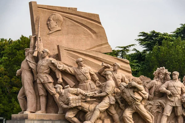 Komünist Insanların Tienanmen Meydanı Beijing Mao Türbesi Önünde Temsil Eden — Stok fotoğraf