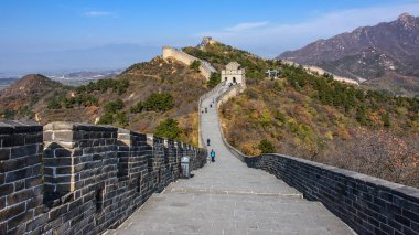 Great Wall Badaling, Beijing yakınındaki içinde kısmı. Bir yeni 7 harikası ve Unesco mirası