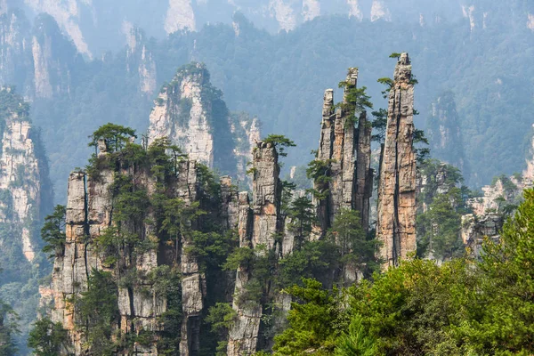 Vrcholy Zhangjiajie National Forest Který Inspiroval Scénografie Avatar Hallelujiah Hor — Stock fotografie