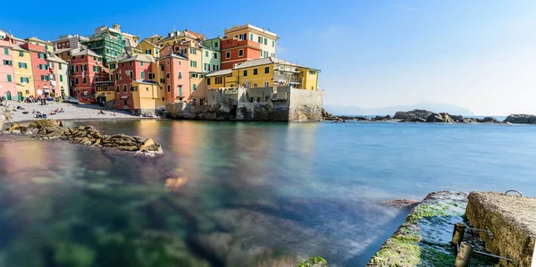 Boccadasse, stara nadmorska wioska w Genui — Zdjęcie stockowe