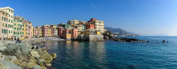 Boccadasse, Cenova'daki eski deniz köyü — Stok fotoğraf