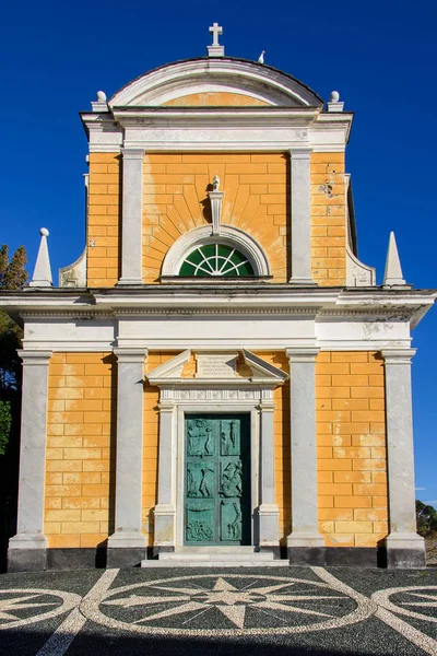 ポルトフィノのサンジョルジョ教会 — ストック写真