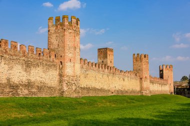 Montagnana şehir surları