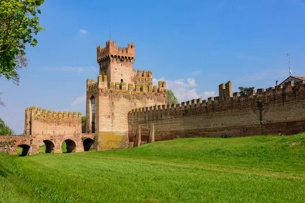 De stadsmuren van Montagnana — Stockfoto