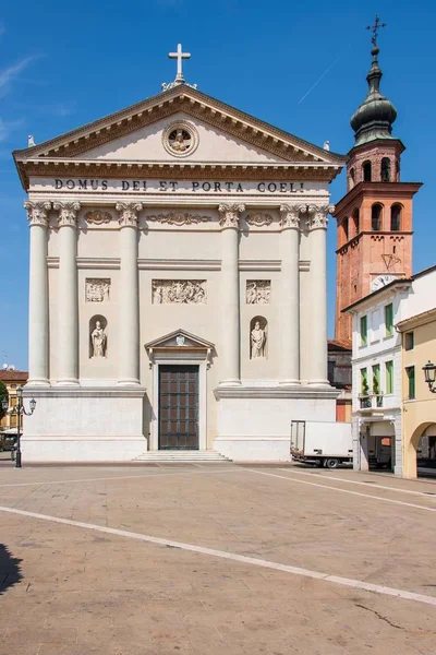 Iglesia de la Cittadella —  Fotos de Stock