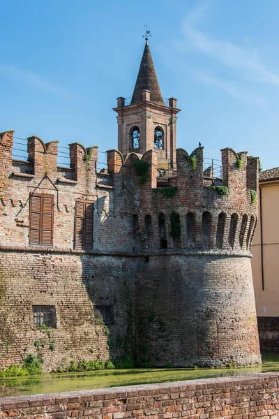 Замок Санвитале — стоковое фото