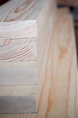 Ahşap panoları, ahşap paneller yığını. Ahşap plakalar. Ahşap stok.