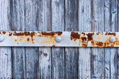 Arkaplan olarak kullanılacak eski boyanmış tahtalar.