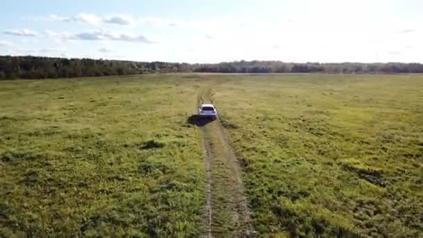 Air Suivant Voiture Dans Domaine — Video