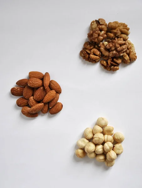 Heap Mixed Nuts Isolated White Background — Stock Photo, Image