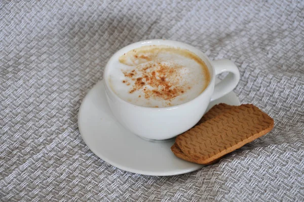 Tasse Kaffee Cappuccino Und Kekse — Stockfoto