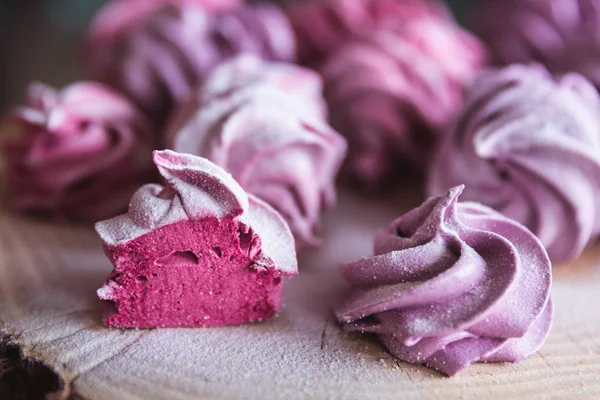 Close Zéfiro Rosa Corte Caseiro Marshmallow Açúcar Madeira Groselha Preta — Fotografia de Stock