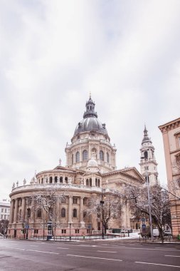Saint Stephen Bazilikası'na n kış kapak kar, Budapeşte, Europe