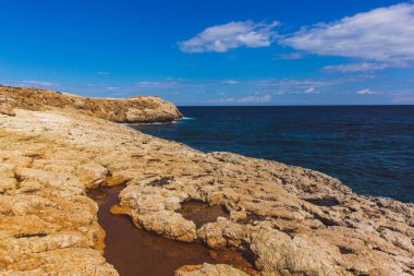 Kıbrıs'ta güzel deniz kıyısında. Bir görünüm bir deniz kıyı içinde Kavo Greko nenar Aiya, Kıbrıs