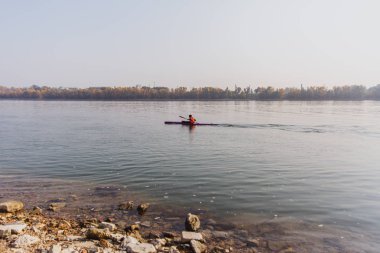 Budapeşte'de Tuna'da kayaklar, Macaristan