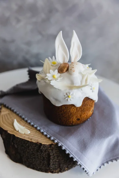 Bolos de Páscoa - Kulich tradicional, Pão de Páscoa Paska. Primavera de Páscoa tradicional — Fotografia de Stock