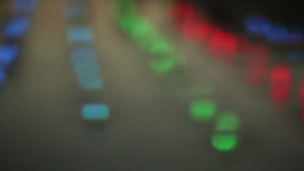 Effetto Bokeh di hd video di illuminazione fontana colorata di notte . — Video Stock