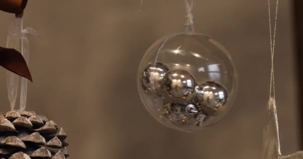 Christmas Balls on Christmas Tree. Christmas and New Year Decoration. Abstract Blurred Bokeh Holiday Background. Blinking Garland. — Stock Video