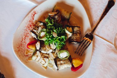 Doğum günü partisinde veya düğün kutlama çeşitli aperatifler servis.