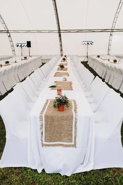 Catering with white long tables and chairs. — Stock Photo, Image