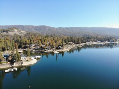 Göl ve Sierra Ulusal Ormanı, California Hava görünümünde bas Gölü