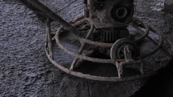 混凝土小肠扁平化设备中弹 — 图库视频影像