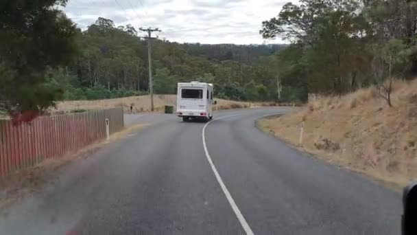 Camperrijden in Tasmanië schot — Stockvideo