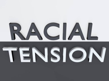 Bir tabağın üzerinde RACIAL TENSION kelimelerini oluşturan üç boyutlu siyah ve beyaz harfler, oposit renkler ile iki parçaya bölünmüş.