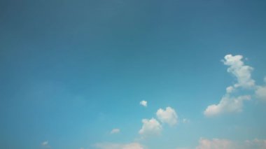 Gökyüzü ve Bulutlar arka planı, zaman aşımı videosu