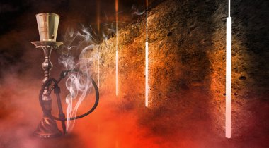 Nargile güzel oryantal arka plan üzerinde duman