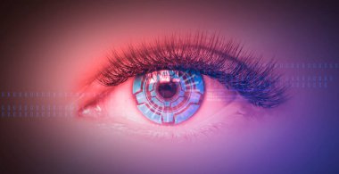 Kadın gözünün biyometrik taramasını kapat. Modern sanal gerçeklik kavramı. Neon ışığı, siber arkaplan.