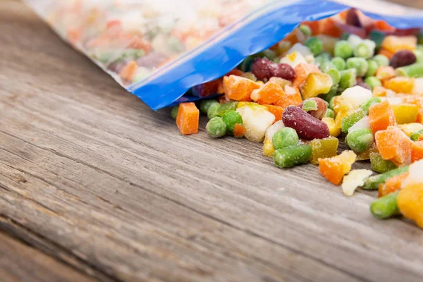 Tiefkühlgemüse Einer Plastiktüte Konzept Zur Gesunden Lagerung Von Lebensmitteln — Stockfoto