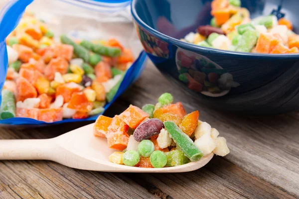 Verduras Congeladas Una Bolsa Plástico Concepto Almacenamiento Alimentos Saludables — Foto de Stock