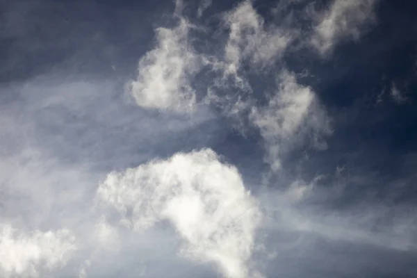 Бурі Хмари Будуються Небі — стокове фото