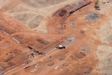 İnşaat malzemeleri inşaat ile bir sanayi alanı.