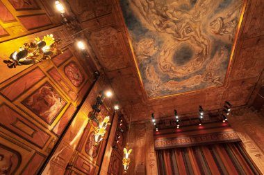 Stokholm, İsveç, 6 Ekim 2018: Rehberli tur Konserthuset ve iki ama son derece süslü ve büyük accoustics en küçüğü Grunewaldsalen.