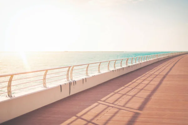 Gehweg Meer Gut Für Sport Einem Sonnigen Tag Lange Schatten — Stockfoto