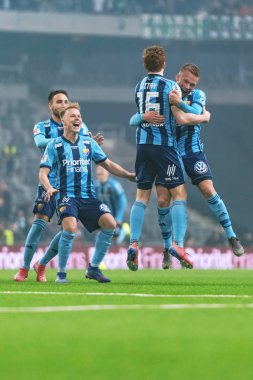 Kazananlar DIF penaltı atışları 4-2, İsveç Kupası quarte sonra