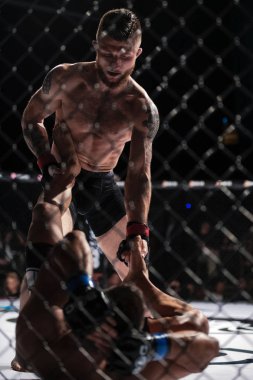 Bartosz Wojcikiewicz (Swe) ve Wil arasında üstün meydan okuma 19