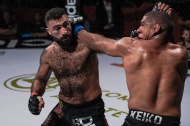 Rostem Akman (Swe) ve Mauricio Re arasında üstün mücadele 19