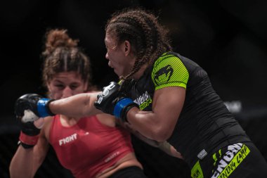 Üstün meydan okuma 19 Pannie Kianzad (Swe) ve Inoy Raza arasında